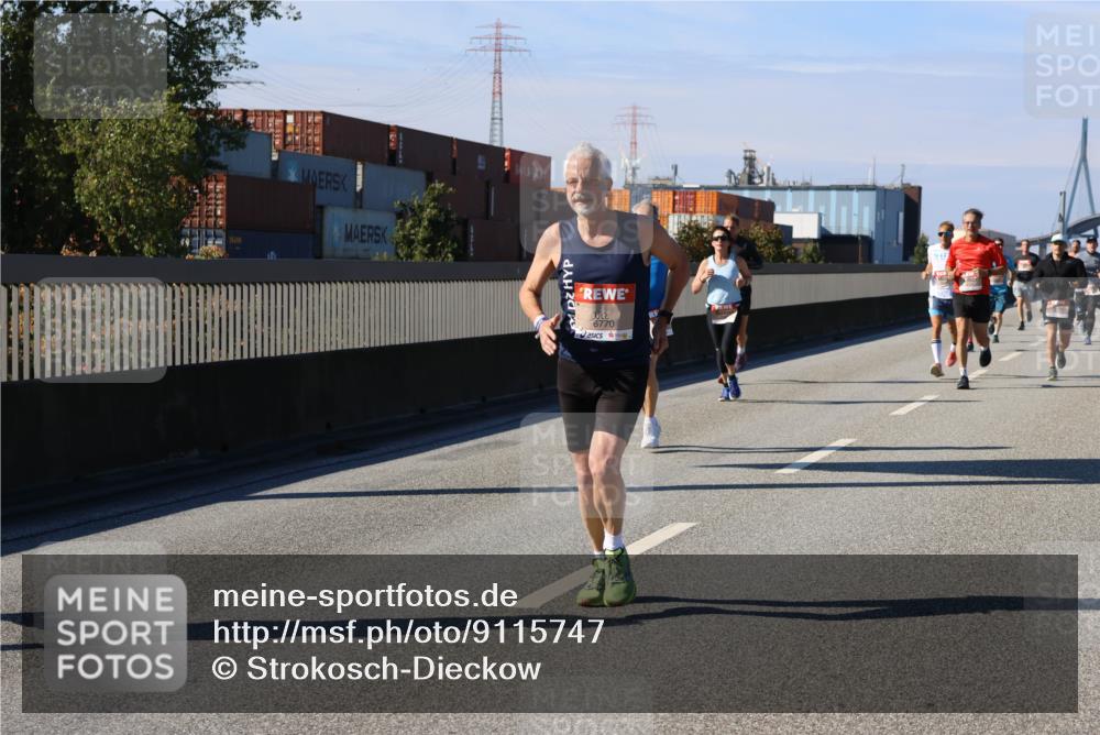03.10.2025 - Köhlbrandbrückenlauf Strokosch-Dieckow http://msf.ph/oto/9115747 03.10.2025 12:49:28 Position 3 56200, 6770 meine-sportfotos.de