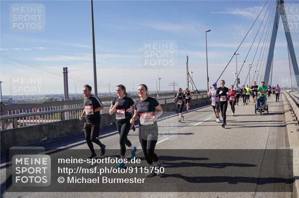 03.10.2025 - Köhlbrandbrückenlauf Michael Burmester http://msf.ph/oto/9115750 03.10.2025 12:57:26 Position 2  meine-sportfotos.de
