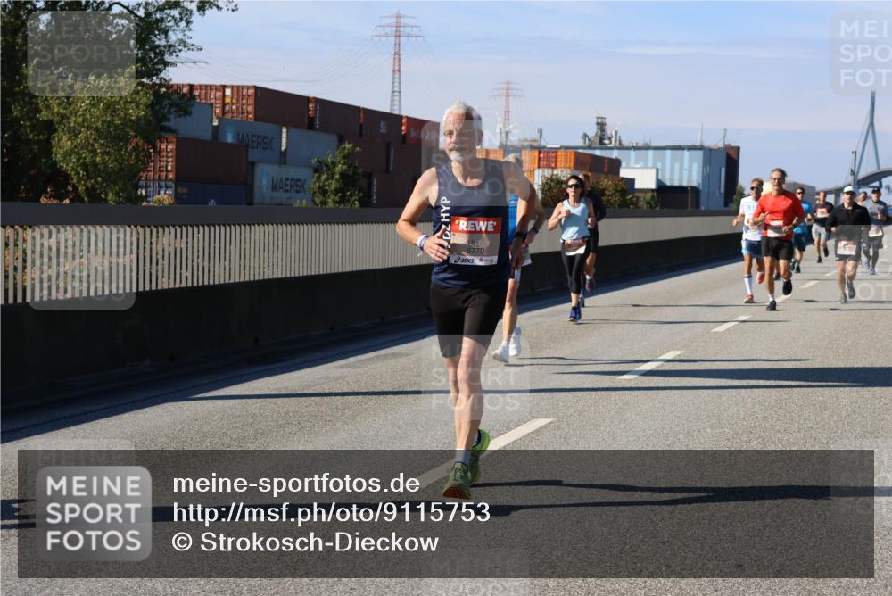 03.10.2025 - Köhlbrandbrückenlauf Strokosch-Dieckow http://msf.ph/oto/9115753 03.10.2025 12:49:28 Position 3  meine-sportfotos.de