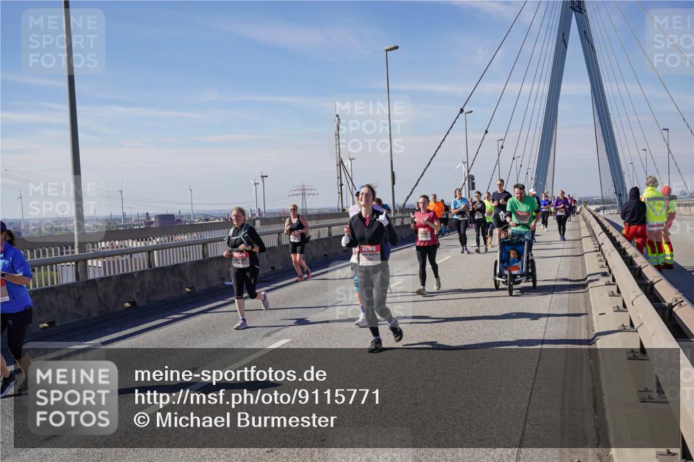 03.10.2025 - Köhlbrandbrückenlauf Michael Burmester http://msf.ph/oto/9115771 03.10.2025 12:57:27 Position 2  meine-sportfotos.de