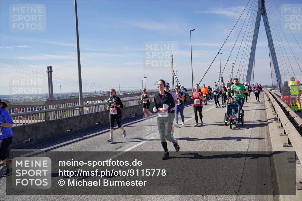 03.10.2025 - Köhlbrandbrückenlauf Michael Burmester http://msf.ph/oto/9115778 03.10.2025 12:57:28 Position 2  meine-sportfotos.de