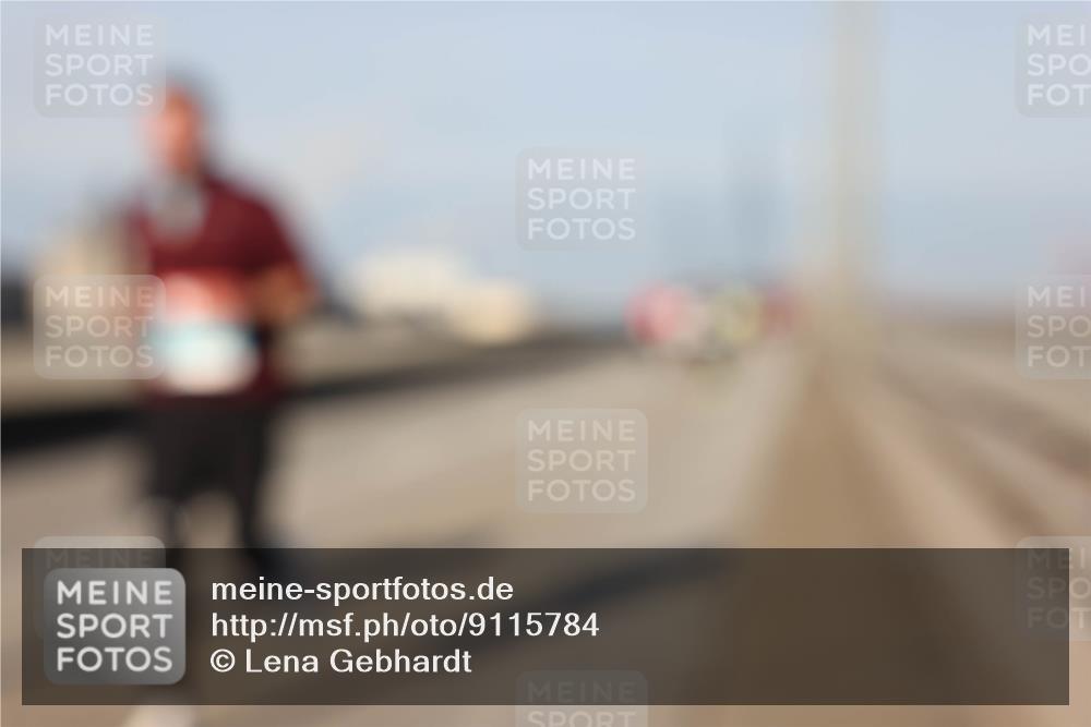 03.10.2025 - Köhlbrandbrückenlauf Lena Gebhardt http://msf.ph/oto/9115784 03.10.2025 09:43:45 Position 2  meine-sportfotos.de