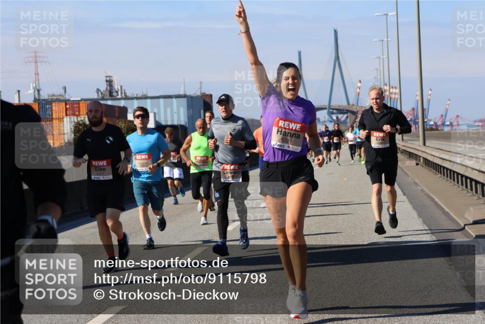 03.10.2025 - Köhlbrandbrückenlauf Strokosch-Dieckow http://msf.ph/oto/9115798 03.10.2025 12:49:35 Position 3 4117, 5721 meine-sportfotos.de