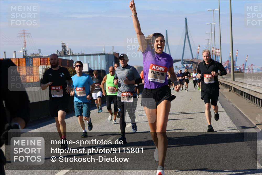 03.10.2025 - Köhlbrandbrückenlauf Strokosch-Dieckow http://msf.ph/oto/9115801 03.10.2025 12:49:35 Position 3 24, 4117, 5721 meine-sportfotos.de