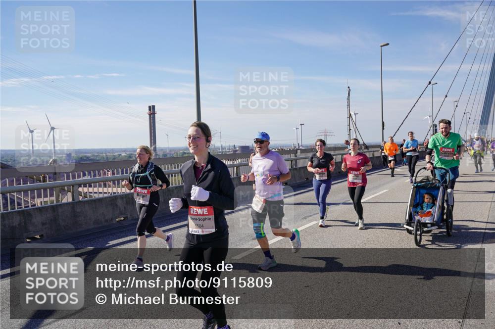 03.10.2025 - Köhlbrandbrückenlauf Michael Burmester http://msf.ph/oto/9115809 03.10.2025 12:57:29 Position 2 5504 meine-sportfotos.de