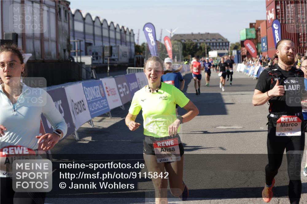 03.10.2025 - Köhlbrandbrückenlauf Jannik Wohlers http://msf.ph/oto/9115842 03.10.2025 13:02:29 Ziel 4024, 4187, 4271, 4277, 4337, 4380, 4492, 4783, 4946, 5080, 5747, 5784, 5845, 6320, 6321, 6465, 6479, 6492 meine-sportfotos.de