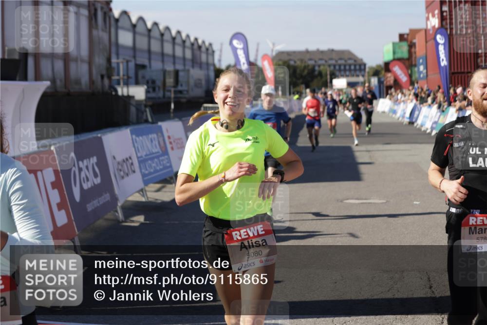 03.10.2025 - Köhlbrandbrückenlauf Jannik Wohlers http://msf.ph/oto/9115865 03.10.2025 13:02:29 Ziel 4024, 4187, 4271, 4277, 4337, 4380, 4492, 4783, 4946, 5080, 5747, 5784, 5845, 6320, 6321, 6465, 6479, 6492 meine-sportfotos.de