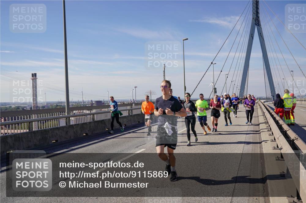 03.10.2025 - Köhlbrandbrückenlauf Michael Burmester http://msf.ph/oto/9115869 03.10.2025 12:57:32 Position 2  meine-sportfotos.de