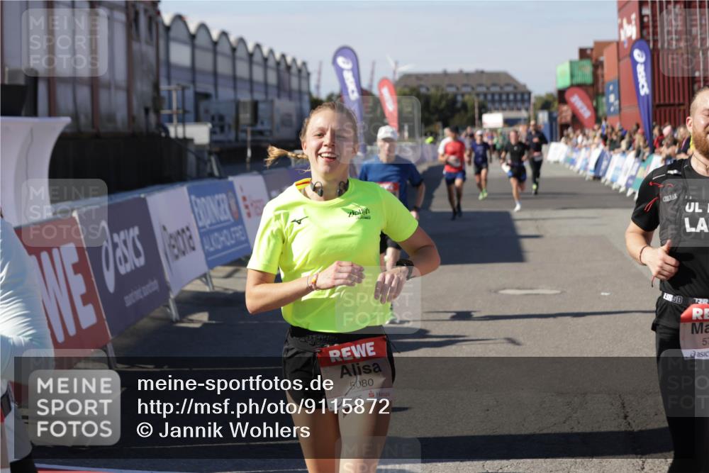 03.10.2025 - Köhlbrandbrückenlauf Jannik Wohlers http://msf.ph/oto/9115872 03.10.2025 13:02:29 Ziel 4024, 4187, 4271, 4277, 4337, 4380, 4492, 4783, 4946, 5080, 5747, 5784, 5845, 6320, 6321, 6465, 6479, 6492 meine-sportfotos.de