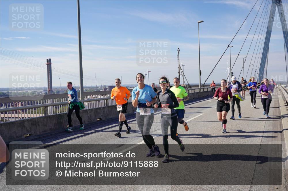 03.10.2025 - Köhlbrandbrückenlauf Michael Burmester http://msf.ph/oto/9115888 03.10.2025 12:57:34 Position 2  meine-sportfotos.de