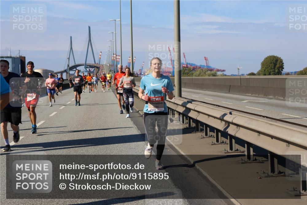 03.10.2025 - Köhlbrandbrückenlauf Strokosch-Dieckow http://msf.ph/oto/9115895 03.10.2025 12:49:52 Position 3 5785 meine-sportfotos.de