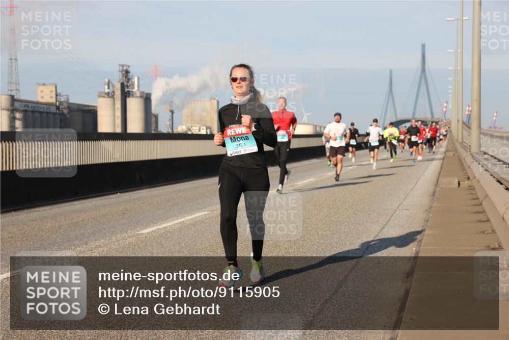 03.10.2025 - Köhlbrandbrückenlauf Lena Gebhardt http://msf.ph/oto/9115905 03.10.2025 09:43:51 Position 2 3174 meine-sportfotos.de