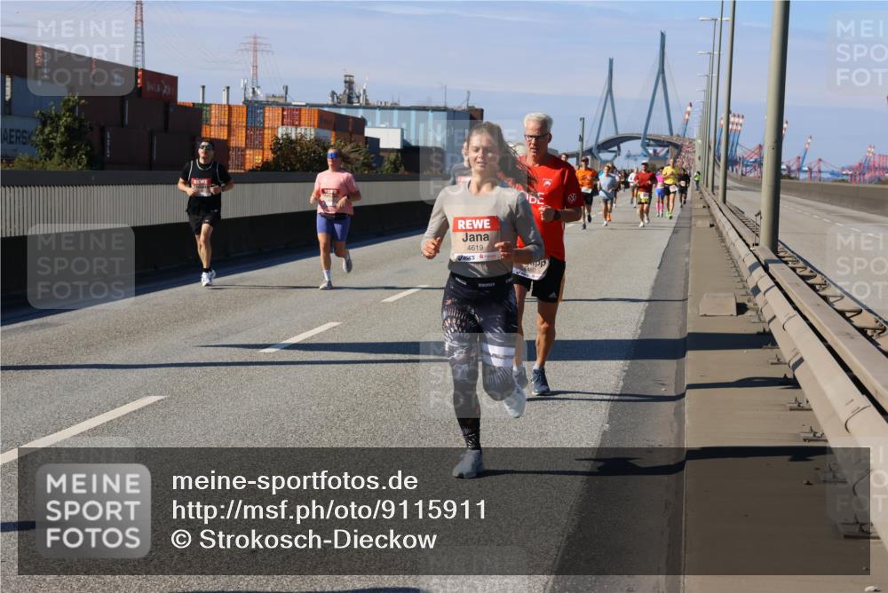 03.10.2025 - Köhlbrandbrückenlauf Strokosch-Dieckow http://msf.ph/oto/9115911 03.10.2025 12:49:56 Position 3 4619 meine-sportfotos.de