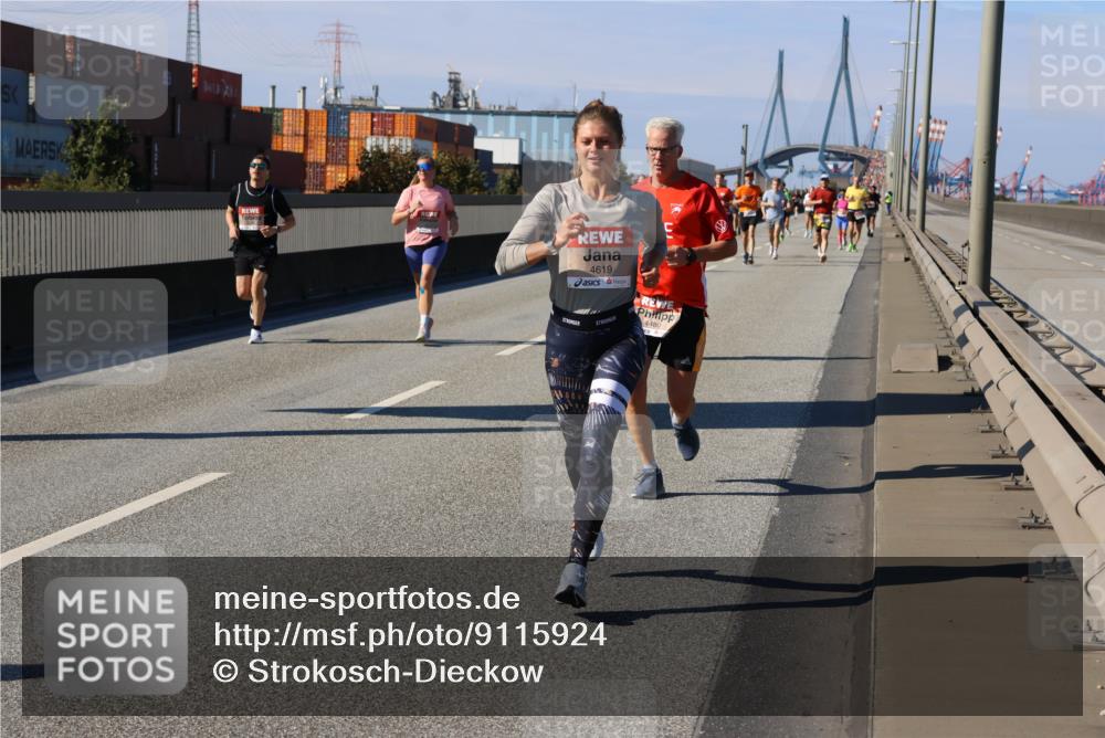 03.10.2025 - Köhlbrandbrückenlauf Strokosch-Dieckow http://msf.ph/oto/9115924 03.10.2025 12:49:56 Position 3 4619, 4480 meine-sportfotos.de
