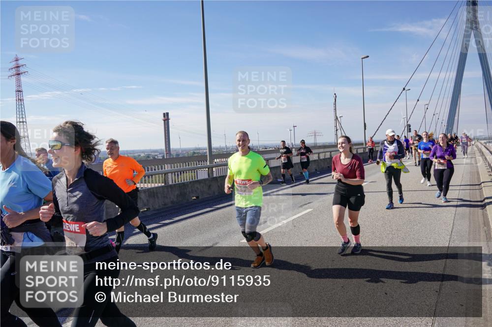 03.10.2025 - Köhlbrandbrückenlauf Michael Burmester http://msf.ph/oto/9115935 03.10.2025 12:57:35 Position 2 6757 meine-sportfotos.de