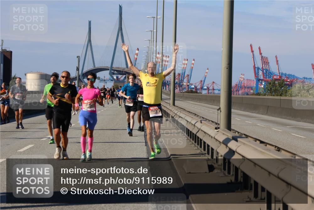 03.10.2025 - Köhlbrandbrückenlauf Strokosch-Dieckow http://msf.ph/oto/9115989 03.10.2025 12:50:08 Position 3  meine-sportfotos.de