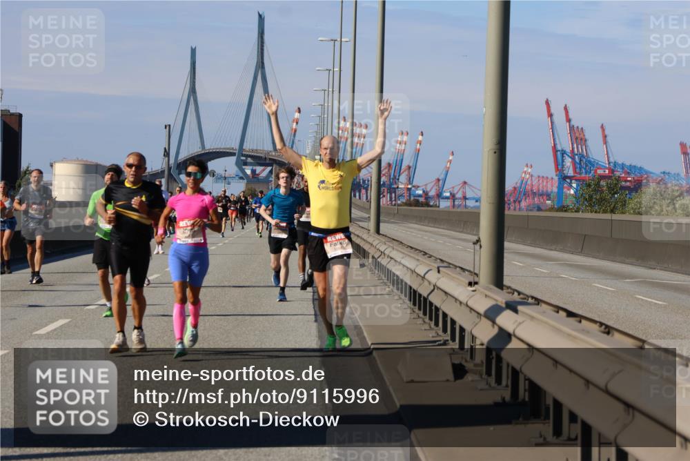 03.10.2025 - Köhlbrandbrückenlauf Strokosch-Dieckow http://msf.ph/oto/9115996 03.10.2025 12:50:08 Position 3  meine-sportfotos.de