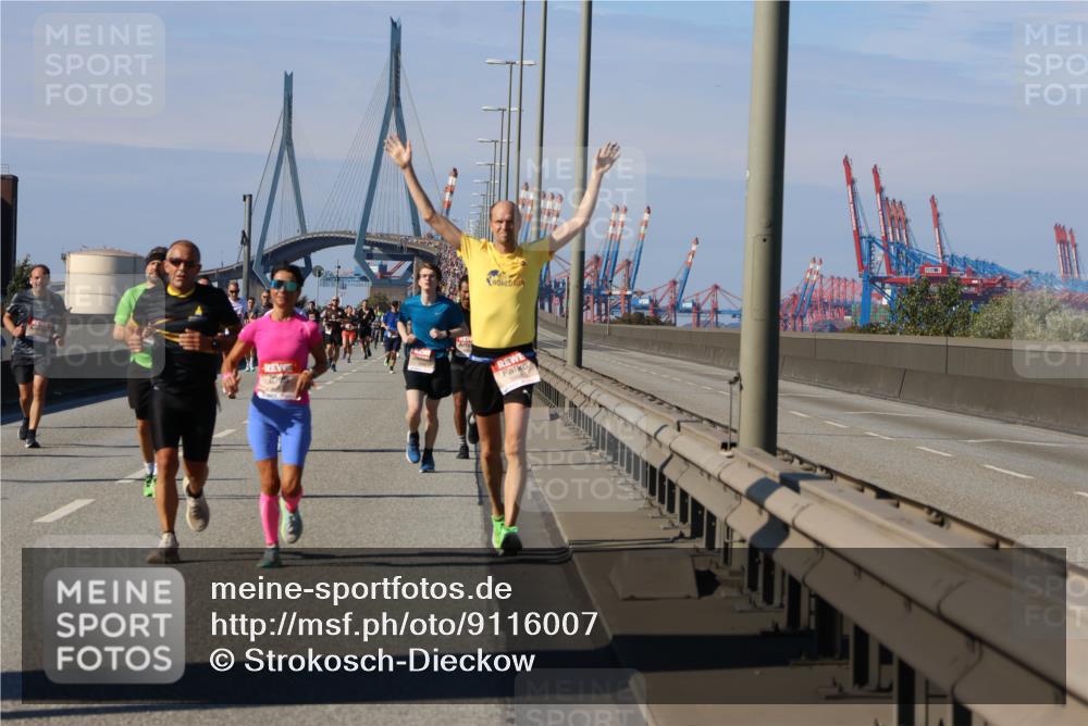 03.10.2025 - Köhlbrandbrückenlauf Strokosch-Dieckow http://msf.ph/oto/9116007 03.10.2025 12:50:08 Position 3  meine-sportfotos.de