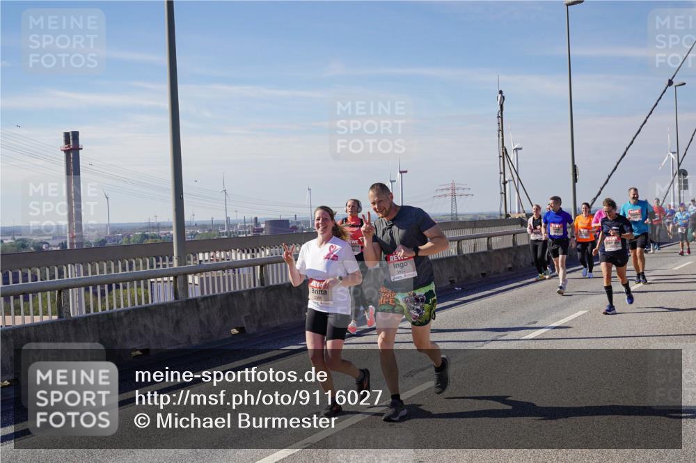 03.10.2025 - Köhlbrandbrückenlauf Michael Burmester http://msf.ph/oto/9116027 03.10.2025 12:57:41 Position 2 5350, 5432 meine-sportfotos.de