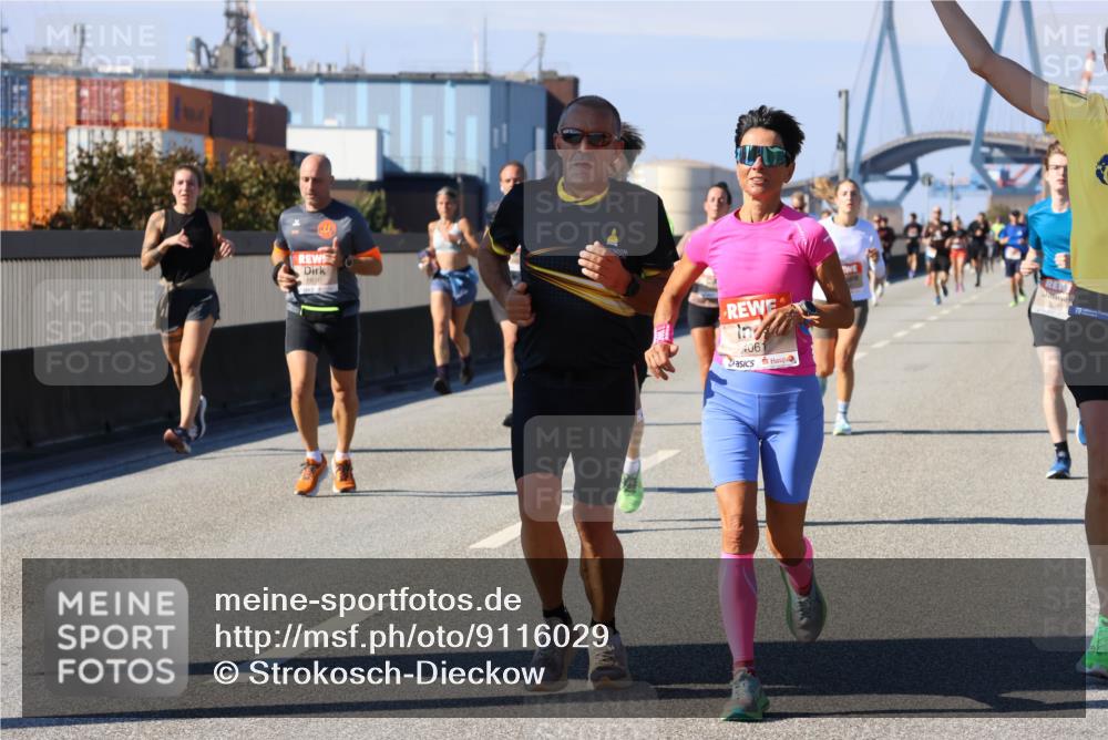 03.10.2025 - Köhlbrandbrückenlauf Strokosch-Dieckow http://msf.ph/oto/9116029 03.10.2025 12:50:11 Position 3 5670, 4061 meine-sportfotos.de