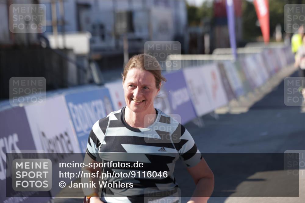 03.10.2025 - Köhlbrandbrückenlauf Jannik Wohlers http://msf.ph/oto/9116046 03.10.2025 13:33:08 Ziel 4582, 4941, 6067, 6376, 6455 meine-sportfotos.de