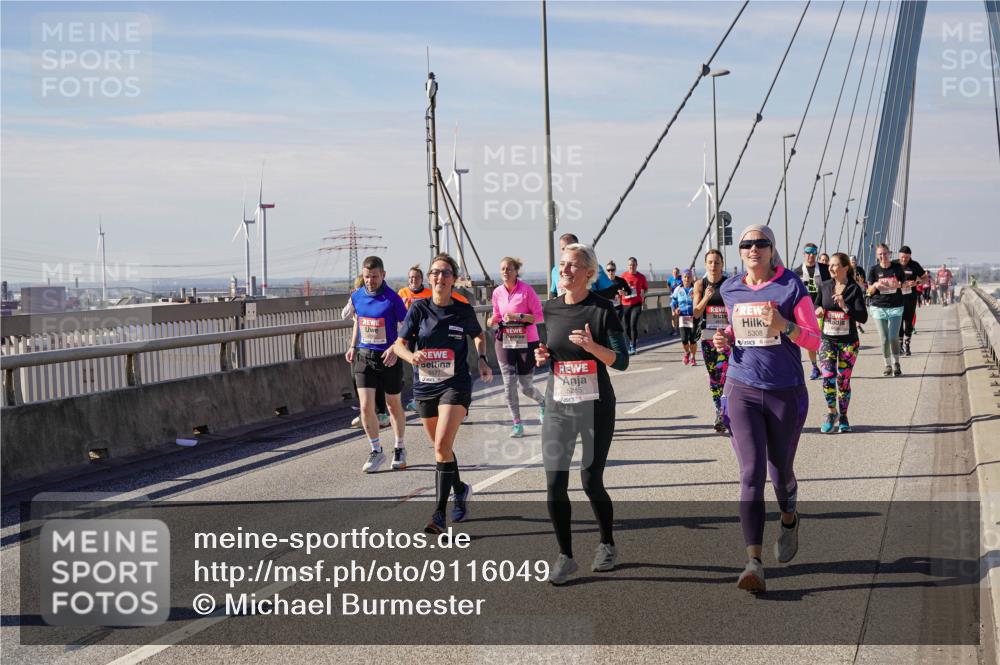 03.10.2025 - Köhlbrandbrückenlauf Michael Burmester http://msf.ph/oto/9116049 03.10.2025 12:57:43 Position 2 5285, 5308 meine-sportfotos.de