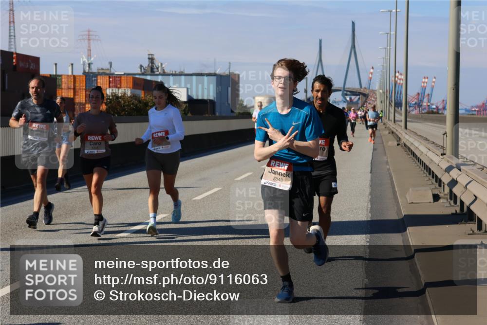 03.10.2025 - Köhlbrandbrückenlauf Strokosch-Dieckow http://msf.ph/oto/9116063 03.10.2025 12:50:16 Position 3 4246, 5048 meine-sportfotos.de