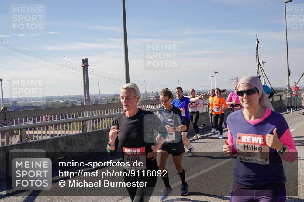 03.10.2025 - Köhlbrandbrückenlauf Michael Burmester http://msf.ph/oto/9116092 03.10.2025 12:57:45 Position 2 5285, 77, 5308 meine-sportfotos.de