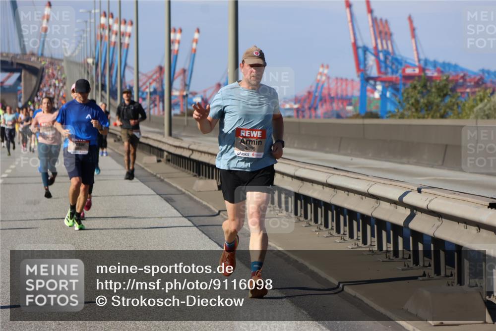 03.10.2025 - Köhlbrandbrückenlauf Strokosch-Dieckow http://msf.ph/oto/9116098 03.10.2025 12:50:26 Position 3 12112, 4390 meine-sportfotos.de