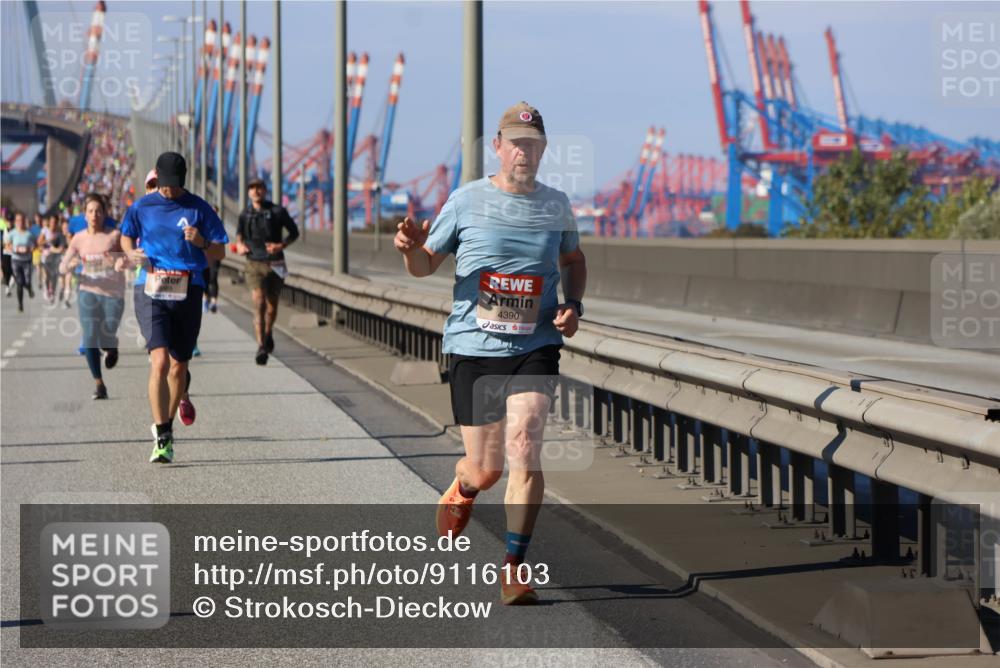 03.10.2025 - Köhlbrandbrückenlauf Strokosch-Dieckow http://msf.ph/oto/9116103 03.10.2025 12:50:26 Position 3 4390 meine-sportfotos.de