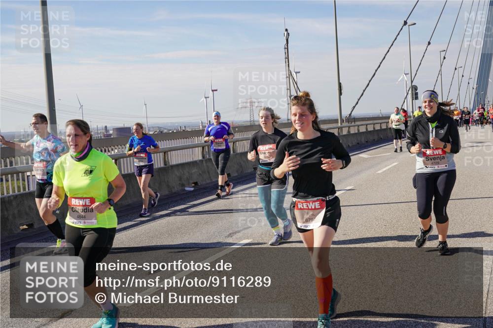 03.10.2025 - Köhlbrandbrückenlauf Michael Burmester http://msf.ph/oto/9116289 03.10.2025 12:57:55 Position 2 4844, 679, 4729 meine-sportfotos.de