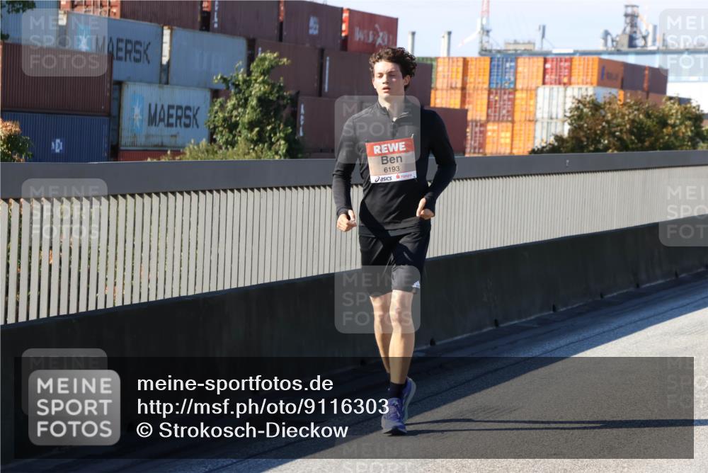 03.10.2025 - Köhlbrandbrückenlauf Strokosch-Dieckow http://msf.ph/oto/9116303 03.10.2025 12:50:51 Position 3 6193 meine-sportfotos.de