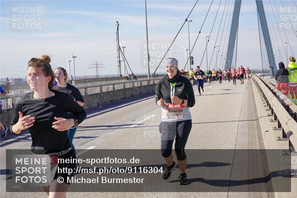03.10.2025 - Köhlbrandbrückenlauf Michael Burmester http://msf.ph/oto/9116304 03.10.2025 12:57:56 Position 2 6794, 4729 meine-sportfotos.de