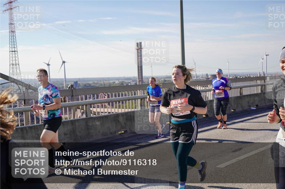 03.10.2025 - Köhlbrandbrückenlauf Michael Burmester http://msf.ph/oto/9116318 03.10.2025 12:57:57 Position 2 9, 600 meine-sportfotos.de