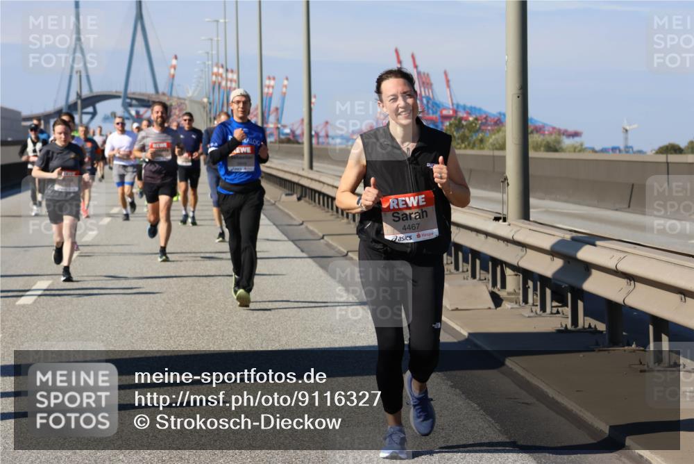 03.10.2025 - Köhlbrandbrückenlauf Strokosch-Dieckow http://msf.ph/oto/9116327 03.10.2025 12:50:54 Position 3 4467 meine-sportfotos.de