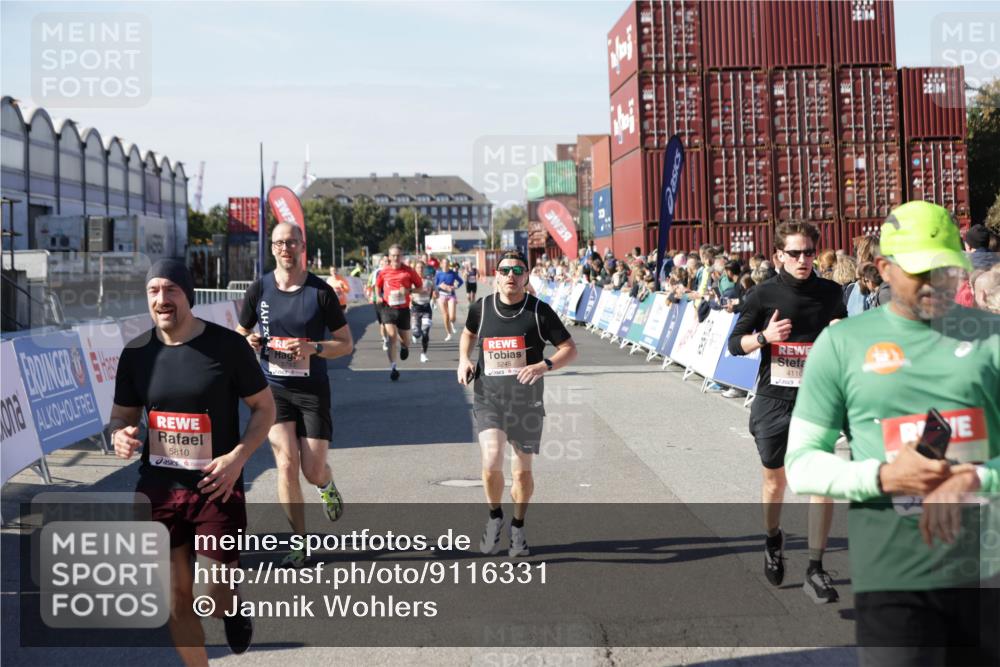 03.10.2025 - Köhlbrandbrückenlauf Jannik Wohlers http://msf.ph/oto/9116331 03.10.2025 13:02:46 Ziel 4116, 4579, 5245, 5726, 5793, 5810, 6175, 6255, 6447, 6739, 6783 meine-sportfotos.de