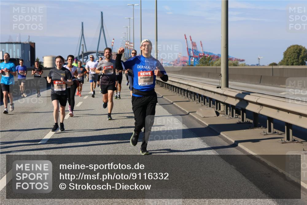 03.10.2025 - Köhlbrandbrückenlauf Strokosch-Dieckow http://msf.ph/oto/9116332 03.10.2025 12:50:56 Position 3 5849 meine-sportfotos.de