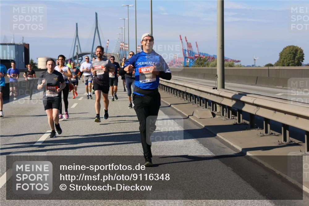 03.10.2025 - Köhlbrandbrückenlauf Strokosch-Dieckow http://msf.ph/oto/9116348 03.10.2025 12:50:57 Position 3 4278, 5849 meine-sportfotos.de