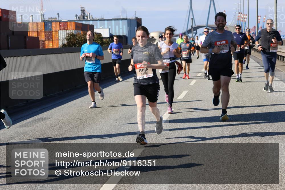 03.10.2025 - Köhlbrandbrückenlauf Strokosch-Dieckow http://msf.ph/oto/9116351 03.10.2025 12:50:58 Position 3 4278, 5968 meine-sportfotos.de