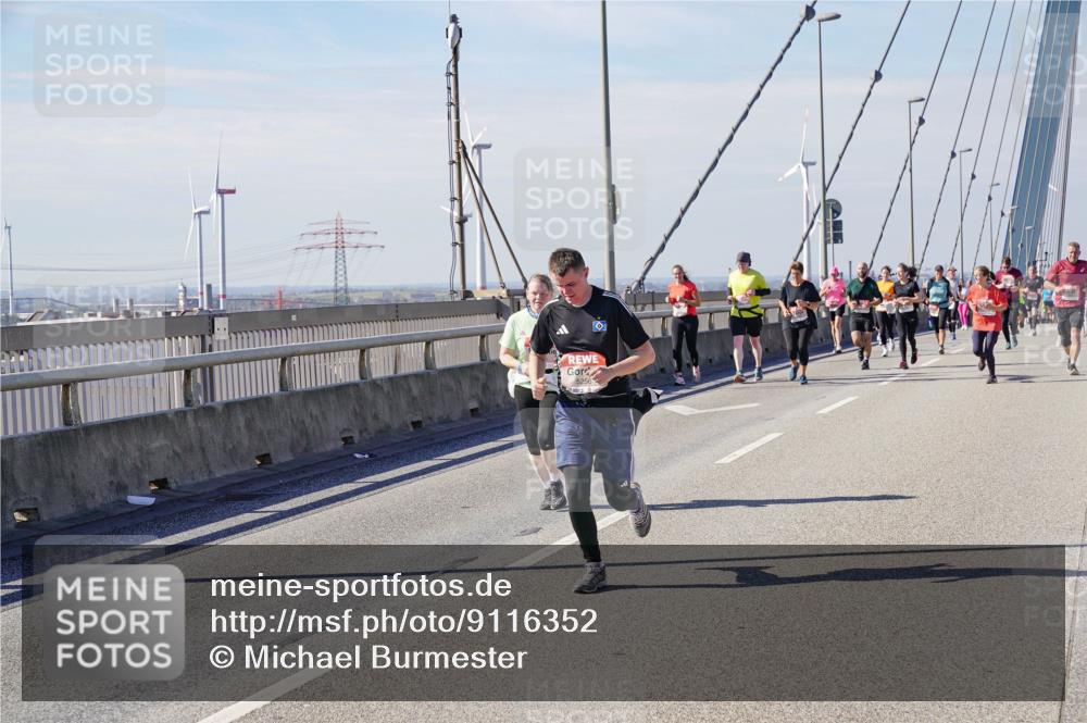 03.10.2025 - Köhlbrandbrückenlauf Michael Burmester http://msf.ph/oto/9116352 03.10.2025 12:58:00 Position 2  meine-sportfotos.de