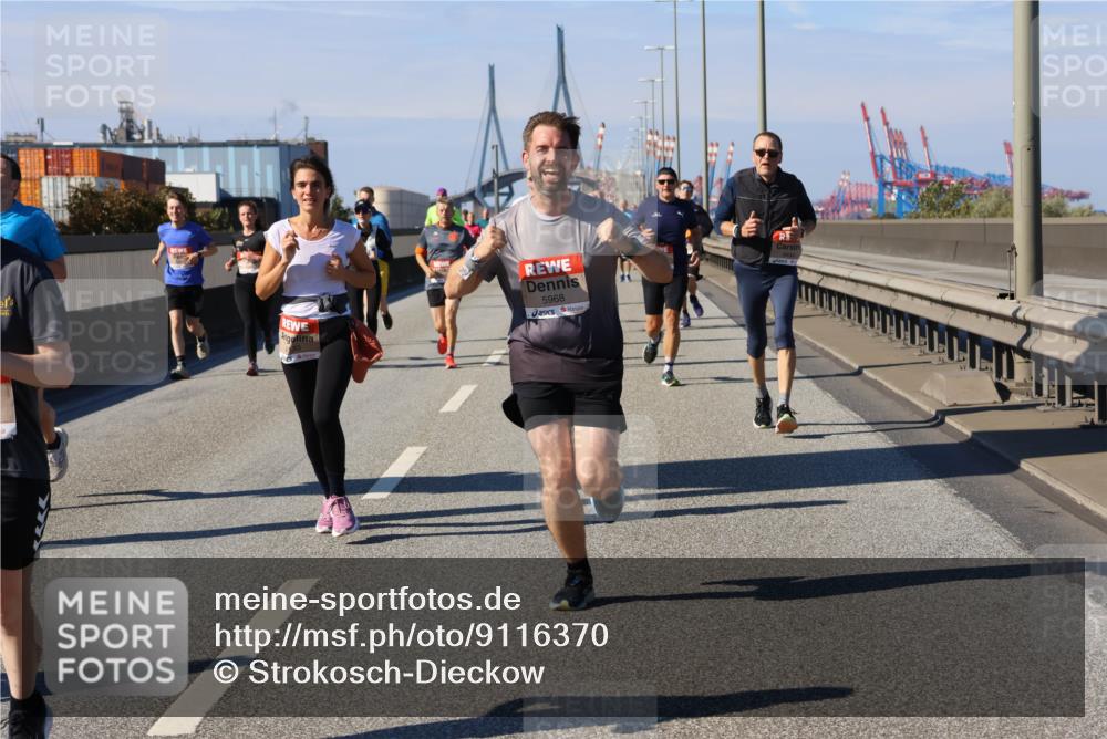 03.10.2025 - Köhlbrandbrückenlauf Strokosch-Dieckow http://msf.ph/oto/9116370 03.10.2025 12:50:59 Position 3 5968 meine-sportfotos.de