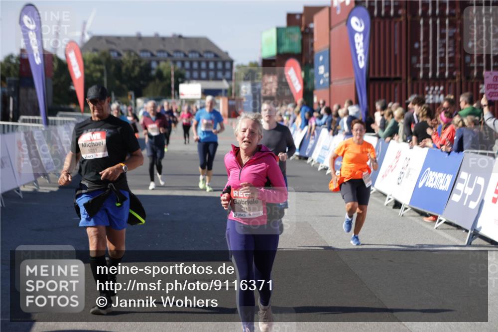 03.10.2025 - Köhlbrandbrückenlauf Jannik Wohlers http://msf.ph/oto/9116371 03.10.2025 13:33:24 Ziel 4755, 4775, 5211, 5413, 5549, 5783, 6276 meine-sportfotos.de