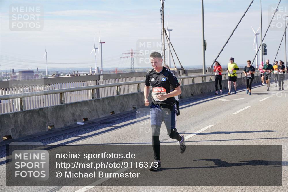 03.10.2025 - Köhlbrandbrückenlauf Michael Burmester http://msf.ph/oto/9116373 03.10.2025 12:58:01 Position 2  meine-sportfotos.de