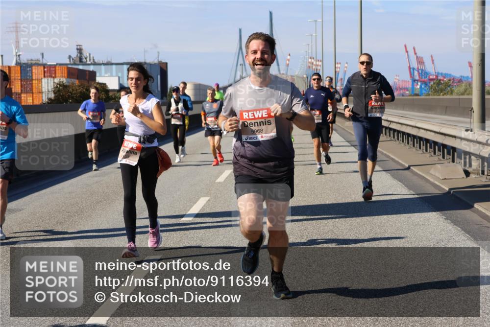 03.10.2025 - Köhlbrandbrückenlauf Strokosch-Dieckow http://msf.ph/oto/9116394 03.10.2025 12:50:59 Position 3 5968 meine-sportfotos.de