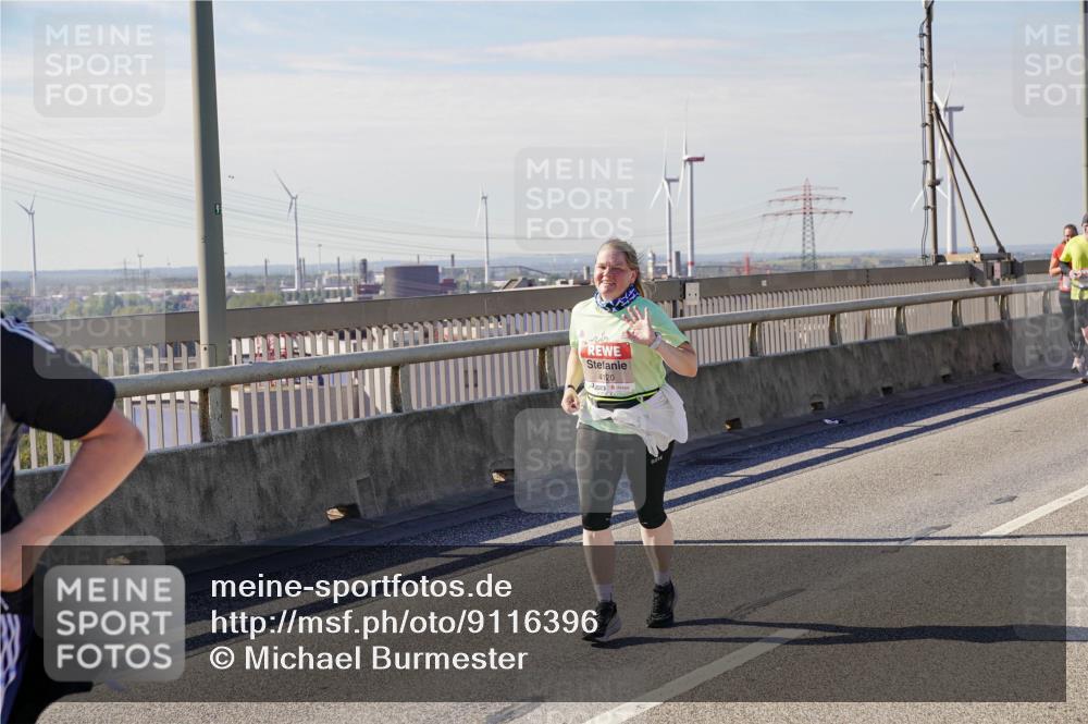 03.10.2025 - Köhlbrandbrückenlauf Michael Burmester http://msf.ph/oto/9116396 03.10.2025 12:58:03 Position 2 4120 meine-sportfotos.de