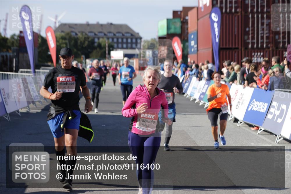 03.10.2025 - Köhlbrandbrückenlauf Jannik Wohlers http://msf.ph/oto/9116400 03.10.2025 13:33:25 Ziel 4755, 4775, 5211, 5413, 5549, 5783, 6276 meine-sportfotos.de