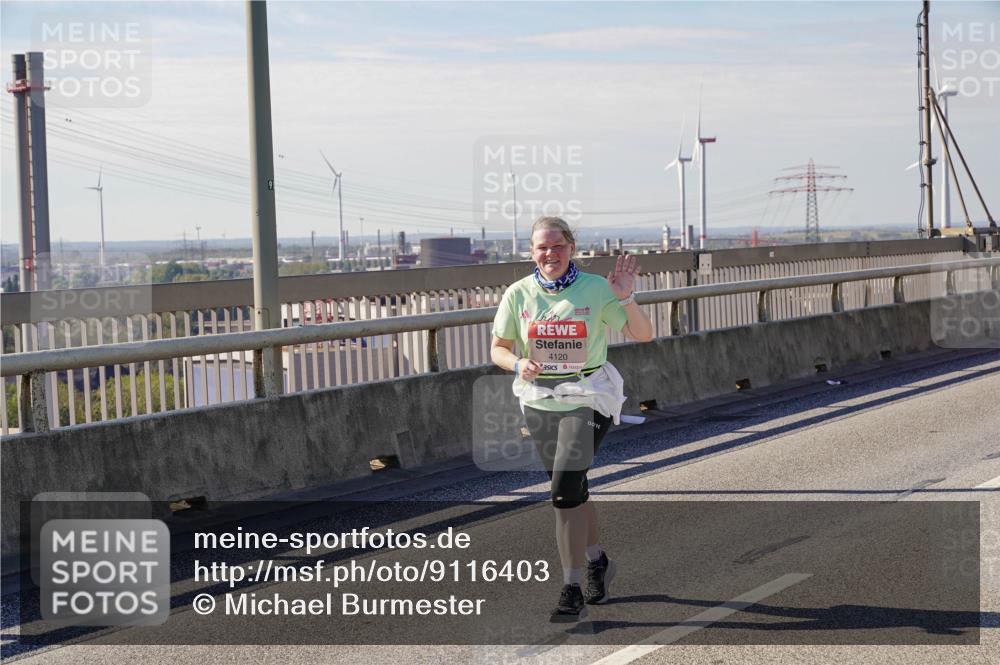 03.10.2025 - Köhlbrandbrückenlauf Michael Burmester http://msf.ph/oto/9116403 03.10.2025 12:58:03 Position 2 4120 meine-sportfotos.de