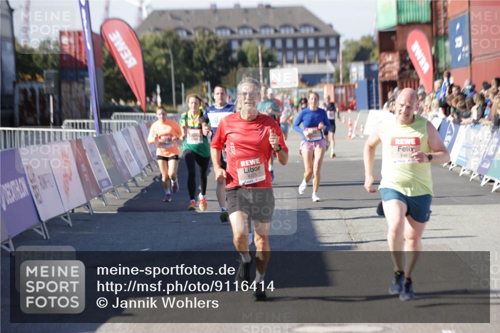 03.10.2025 - Köhlbrandbrückenlauf Jannik Wohlers http://msf.ph/oto/9116414 03.10.2025 13:02:49 Ziel 4116, 4279, 4579, 4619, 4747, 5245, 5726, 5793, 5810, 6175, 6255, 6447, 6739 meine-sportfotos.de