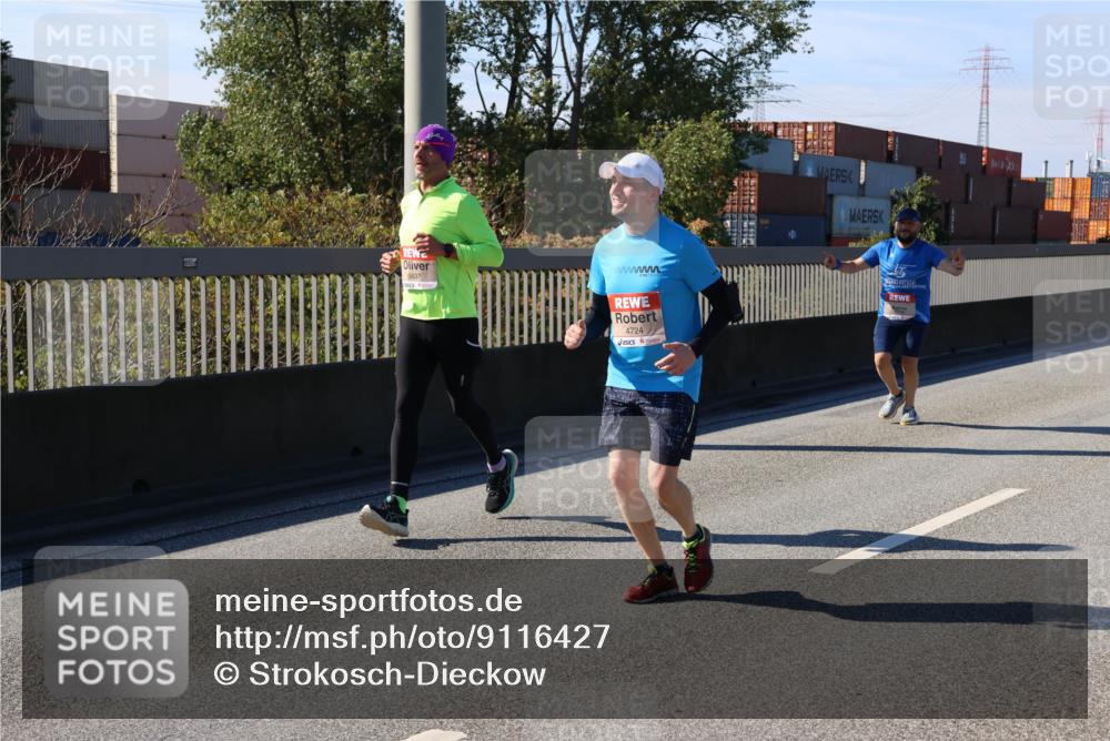 03.10.2025 - Köhlbrandbrückenlauf Strokosch-Dieckow http://msf.ph/oto/9116427 03.10.2025 12:51:10 Position 3 880, 5637, 4724 meine-sportfotos.de