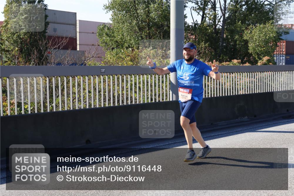 03.10.2025 - Köhlbrandbrückenlauf Strokosch-Dieckow http://msf.ph/oto/9116448 03.10.2025 12:51:11 Position 3  meine-sportfotos.de